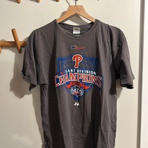 phillies t shirt